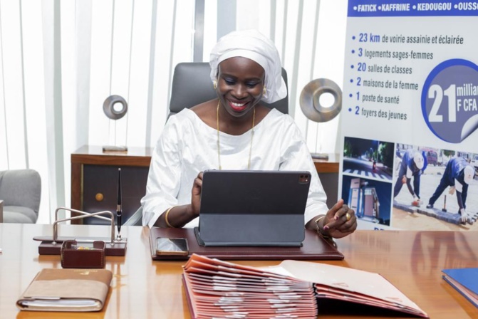 Club de Réflexion sur l’Urbain : Astou Diokhané Sow, coordonnatrice de Promovilles, dans le Top 3 des Femmes leaders distinguées