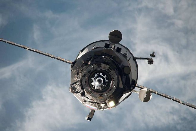 Alerte : Un cargo spatial russe dérive vers la Terre