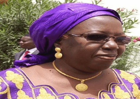 Brouille entre l’Apr et la Ld : Khoudia Mbaye limoge le porte-parole de la Ld, Moussa Sarr Brouille entre l’Apr et la Ld : Khoudia Mbaye limoge le porte-parole de la Ld, Moussa Sarr