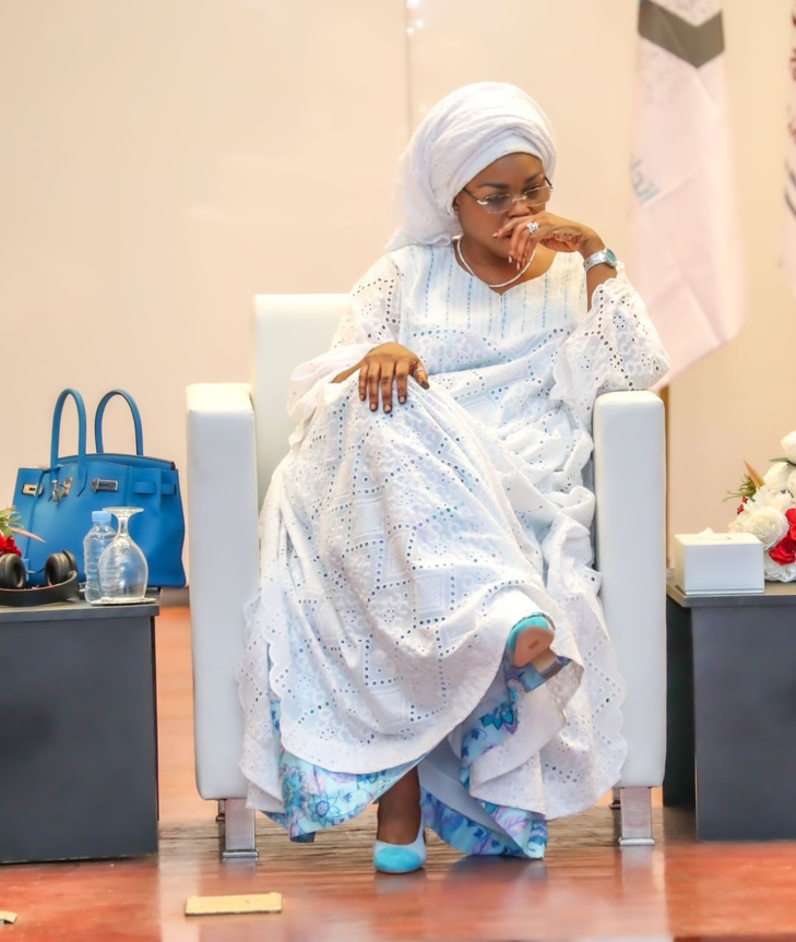 Photos / Nouakchott : Marème Faye Sall, Première Dame du Sénégal, présente à la Conférence sur le rôle des femmes leaders Photos / Nouakchott : Marème Faye Sall, Première Dame du Sénégal, présente à la Conférence sur le rôle des femmes leaders