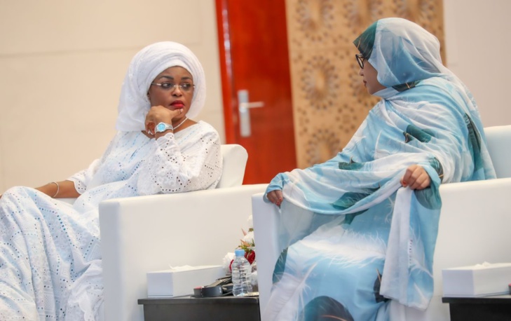 Photos / Nouakchott : Marème Faye Sall, Première Dame du Sénégal, présente à la Conférence sur le rôle des femmes leaders