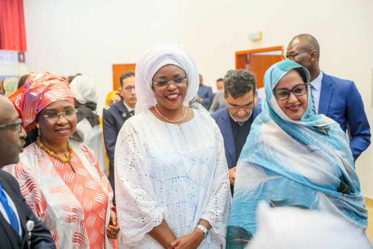 Photos / Nouakchott : Marème Faye Sall, Première Dame du Sénégal, présente à la Conférence sur le rôle des femmes leaders Photos / Nouakchott : Marème Faye Sall, Première Dame du Sénégal, présente à la Conférence sur le rôle des femmes leaders