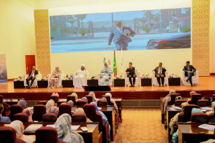 Photos / Nouakchott : Marème Faye Sall, Première Dame du Sénégal, présente à la Conférence sur le rôle des femmes leaders Photos / Nouakchott : Marème Faye Sall, Première Dame du Sénégal, présente à la Conférence sur le rôle des femmes leaders