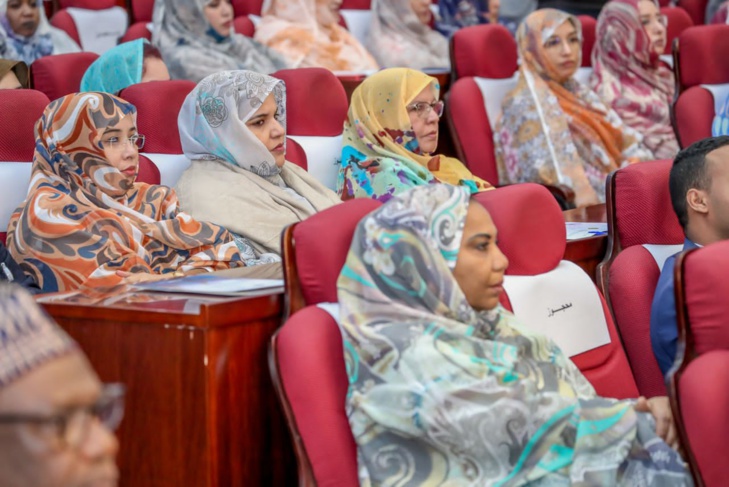 Photos / Nouakchott : Marème Faye Sall, Première Dame du Sénégal, présente à la Conférence sur le rôle des femmes leaders