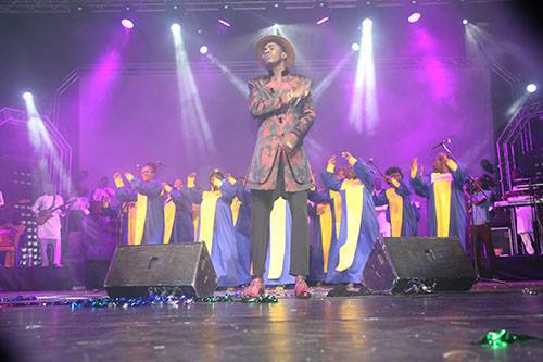 5 photos-Images de la soirée d’anniversaire de Waly au Grand Théâtre