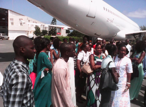 Pour réclamer leurs salaires, les travailleurs de Sénégal Airlines organisent un concert de casseroles