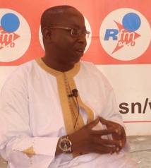 Médias- Youssou Ndour rend hommage à Alassane Samba Diop