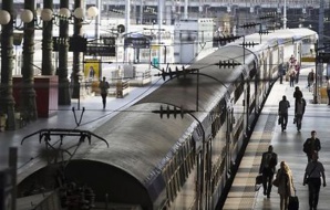 Paris : Un homme tente de prendre le train avec un obus dans le sac