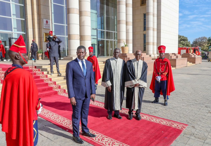 Photos / ANSTS : Le Président Macky Sall lors de la séance académique solennelle 2024 Photos / ANSTS : Le Président Macky Sall lors de la séance académique solennelle 2024