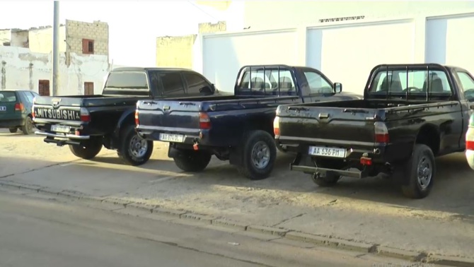 Offre de 4 véhicules aux Baye Fall : Serigne Bass Abdou Khadr explique les raisons de cet acte de Serigne Mountakha Mbacké Offre de 4 véhicules aux Baye Fall : Serigne Bass Abdou Khadr explique les raisons de cet acte de Serigne Mountakha Mbacké