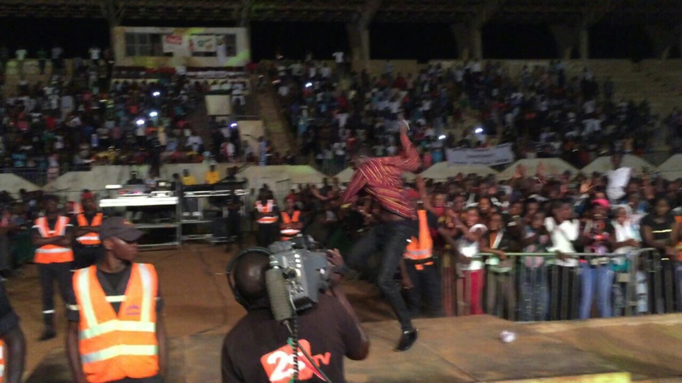 Les images du concert de Waly Seck à Thiès