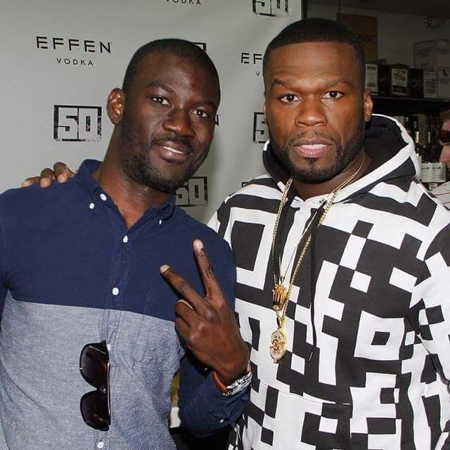 Le paparazzi Gomis pose avec 50 cent aux Usa