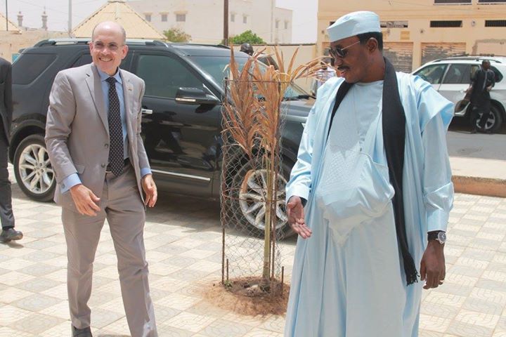 James Zumwalt, l’Ambassadeur des Etats-Unis au Sénégal rend visite Serigne Mame Mor Mbacké Mourtada 