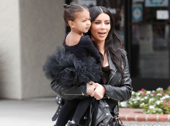 Les photos craquantes de la fille de Kim Kardashian, North, en petite danseuse