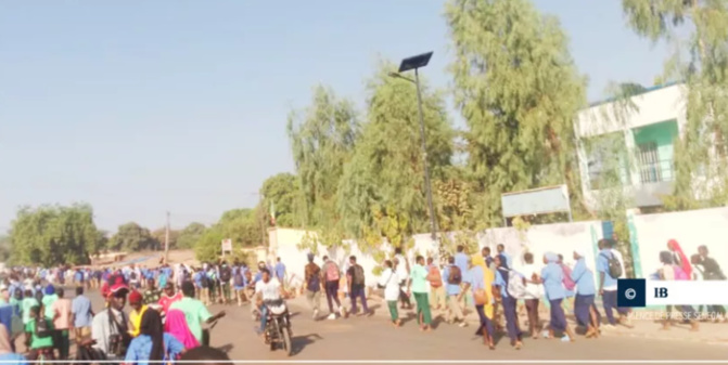Sédhiou : les élèves décrètent 48 h de grève pour ”réclamer justice” pour Landing Camara
