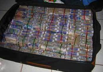 Affaire du vol à l'arrachée de 163 millions 750 000 francs Cfa : Pourquoi le véritable propriétaire veut dessaisir la police de l'enquête