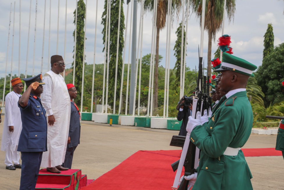 Photos - Macky Sall à l'investiture du nouveau Président nigerian, Muhammadu Bouhari