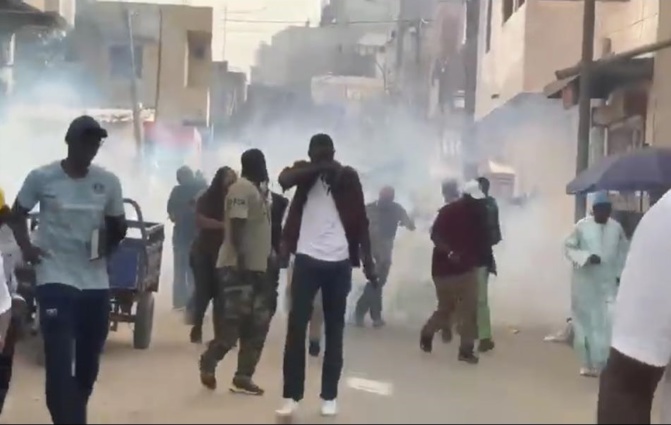 Ses visites de proximité gazées : Khalifa Sall, « dénonce et condamne avec la dernière énergie, cette forfaiture ! »