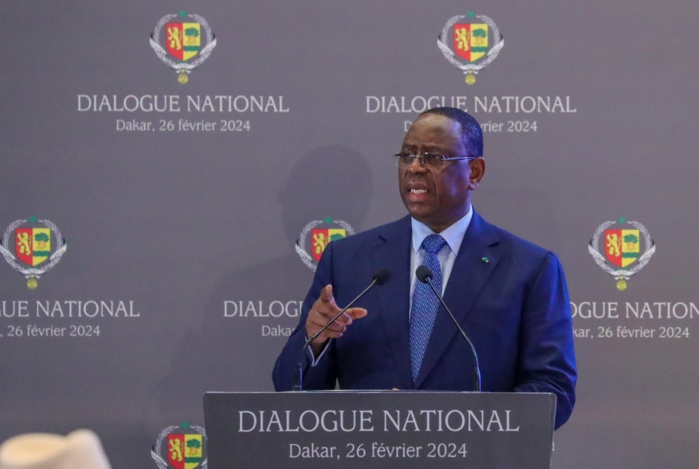 Photos: Le Président Macky Sall face aux acteurs du Dialogue national 