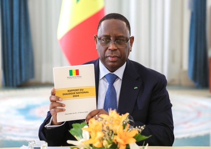 Le président de la République a reçu le rapport du Dialogue national, ce matin