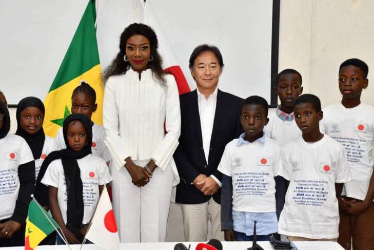 Photos/ Pikine: Coumba Gawlo va réhabiliter l'Ecole 17 pour près de 50 millions de FCfa Photos/ Pikine: Coumba Gawlo va réhabiliter l'Ecole 17 pour près de 50 millions de FCfa