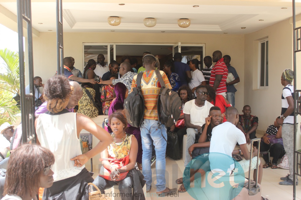 L'arrivée des Fan's de Vivi en Gambie pour le 14ème anniversaire  du Jolof Band