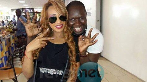 Souriez, il y aura un beau spectacle ce soir à Banjul