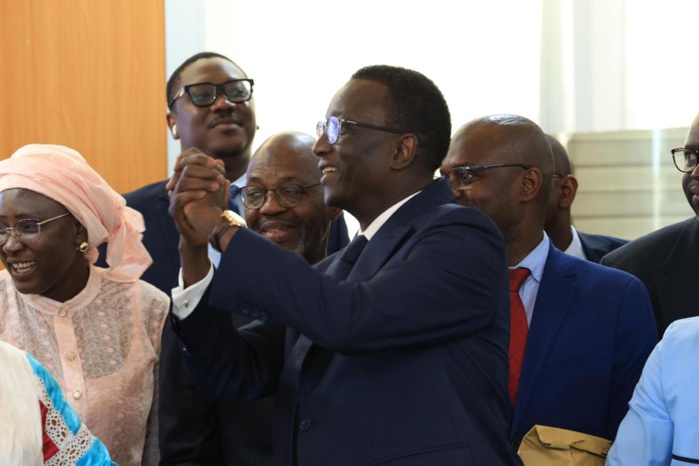 Photos: Passation de service Amadou Ba et Me Sidiki Kaba Photos: Passation de service Amadou Ba et Me Sidiki Kaba