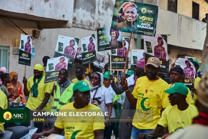 Anta Babacar Ngom: "Ma candidature se distingue par son caractère humain et empathique, démontrant ainsi ma capacité à comprendre vos préoccupations et vos aspirations"