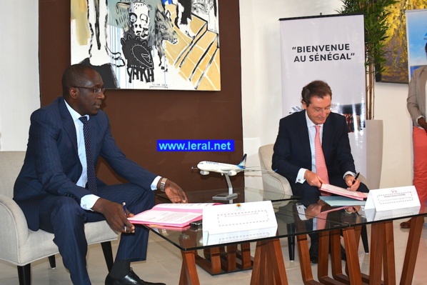 Promotion de la destination Sénégal : Diouf Sarr et le Pdg de Corsair signent une charte d’engagement pour la baisse des tarifs (images)