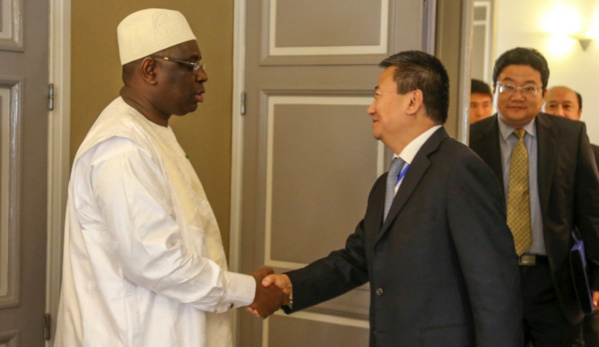 Le Président Macky Sall reçoit l'ambassadeur de la Chine au Sénégal