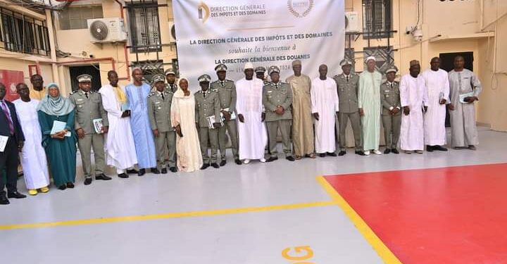 M. Abdoulaye Diagne, Directeur général des Impôts et des Domaines, a reçu son homologue des Douanes, M. Mbaye Ndiaye M. Abdoulaye Diagne, Directeur général des Impôts et des Domaines, a reçu son homologue des Douanes, M. Mbaye Ndiaye