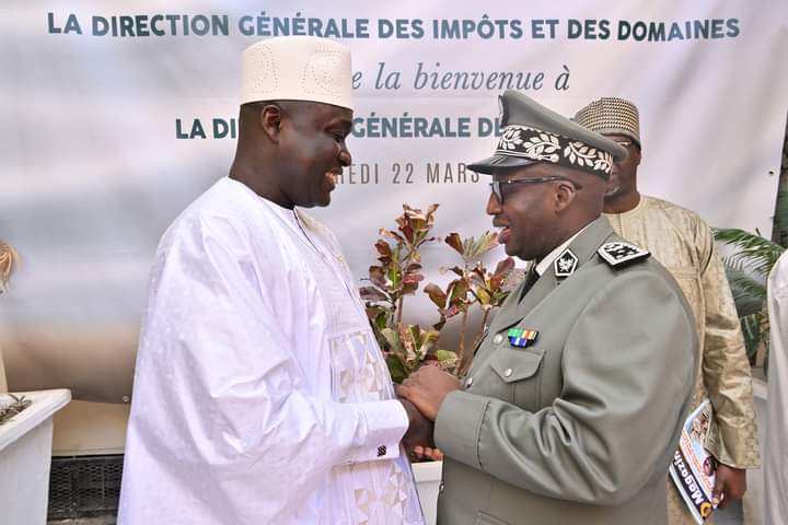 M. Abdoulaye Diagne, Directeur général des Impôts et des Domaines, a reçu son homologue des Douanes, M. Mbaye Ndiaye