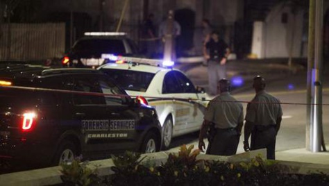 Un tireur blanc fait neuf morts dans une église de Noirs