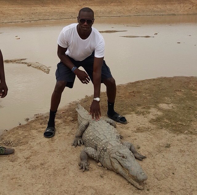 Gorgui Sy Dieng et son crocodile