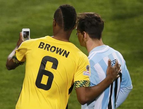 Copa America : Un selfie avec Messi sur le terrain? Normal...