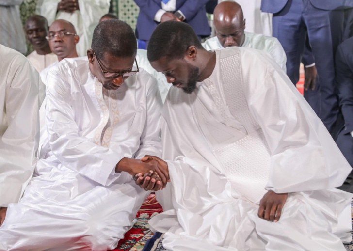 Photos/ Prière de l'Aïd El-Fitr: Le Chef de l'État Bassirou Diomaye Diakhar Faye invite tout le peuple sénégalais à préserver cette stabilité enviée par le monde entier Photos/ Prière de l'Aïd El-Fitr: Le Chef de l'État Bassirou Diomaye Diakhar Faye invite tout le peuple sénégalais à préserver cette stabilité enviée par le monde entier
