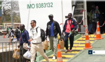 Le navire Aline Sitoé Diatta est arrivé au port de Ziguinchor, avec 200 passagers à bord Le navire Aline Sitoé Diatta est arrivé au port de Ziguinchor, avec 200 passagers à bord