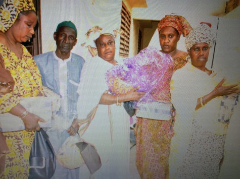 Ramadan: Le ministre Fatou Tambédou fait le social