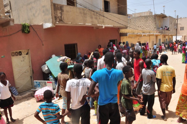 3 Photos- Expulsion d'une famille  aux Parcelles assainies unité 22