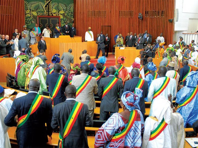Benno Vs Coalition Diomaye Faye : Des ministres de Macky Sall veulent siéger à l’Assemblée nationale