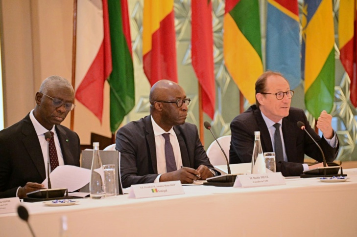 Photos: Cérémonies de remise de l’insigne de la Pléiade au PM mauricien et d’ouverture de la 15e CDP, à Balaclava, Republique de Maurice