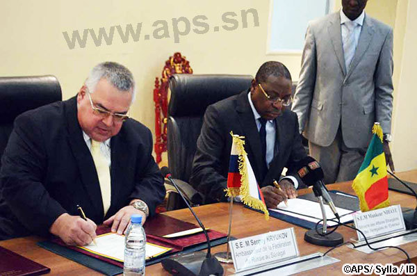 Dakar signe un accord d’exemption de visas avec Moscou