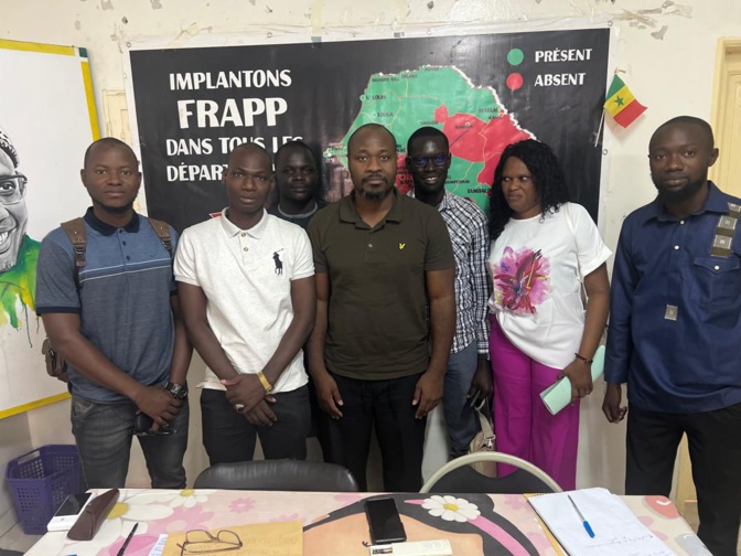 Licenciés abusivement: Le collectif des postières et postiers non reconduits du Sénégal, reçu en audience par l’honorable député Guy Marius Sagna