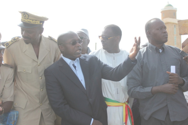 Vidéo-En visite à Ngaparou hier, Oumar Guèye a plaidé pour le renforcement de la surveillance des zones de pêche protégées