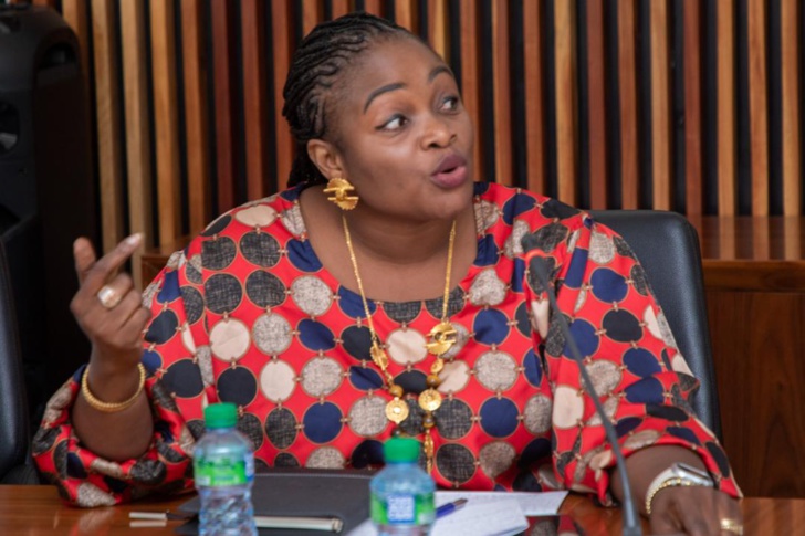 Photos: Rencontre de Dr. Serigne Guèye Diop, Ministre de l'Industrie et du Commerce avec les opérateurs économiques et commerçants, prêts à accompagner les nouvelles autorités Photos: Rencontre de Dr. Serigne Guèye Diop, Ministre de l'Industrie et du Commerce avec les opérateurs économiques et commerçants, prêts à accompagner les nouvelles autorités