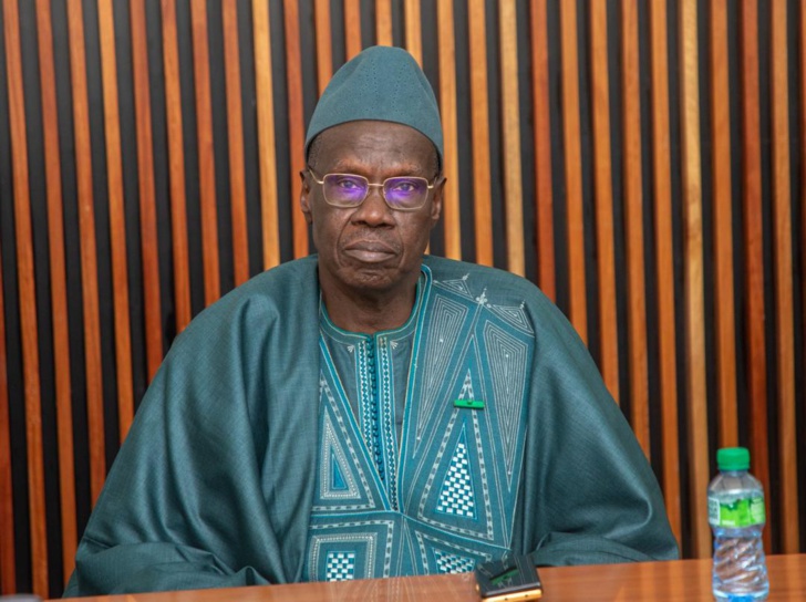 Photos: Rencontre de Dr. Serigne Guèye Diop, Ministre de l'Industrie et du Commerce avec les opérateurs économiques et commerçants, prêts à accompagner les nouvelles autorités Photos: Rencontre de Dr. Serigne Guèye Diop, Ministre de l'Industrie et du Commerce avec les opérateurs économiques et commerçants, prêts à accompagner les nouvelles autorités