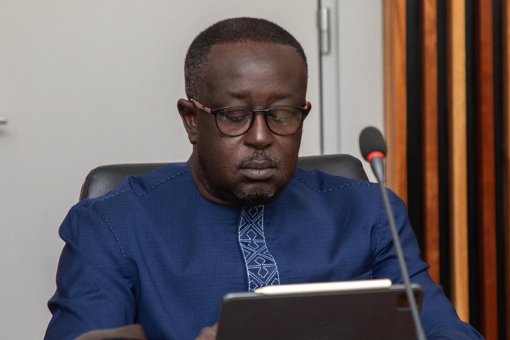 Photos: Rencontre de Dr. Serigne Guèye Diop, Ministre de l'Industrie et du Commerce avec les opérateurs économiques et commerçants, prêts à accompagner les nouvelles autorités Photos: Rencontre de Dr. Serigne Guèye Diop, Ministre de l'Industrie et du Commerce avec les opérateurs économiques et commerçants, prêts à accompagner les nouvelles autorités