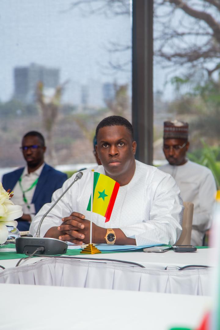 Discours de Bienvenue du DG de la Lonase lors de la Réunion du Comité Exécutif de l'Association des Loteries d'Afrique, à Dakar Discours de Bienvenue du DG de la Lonase lors de la Réunion du Comité Exécutif de l'Association des Loteries d'Afrique, à Dakar