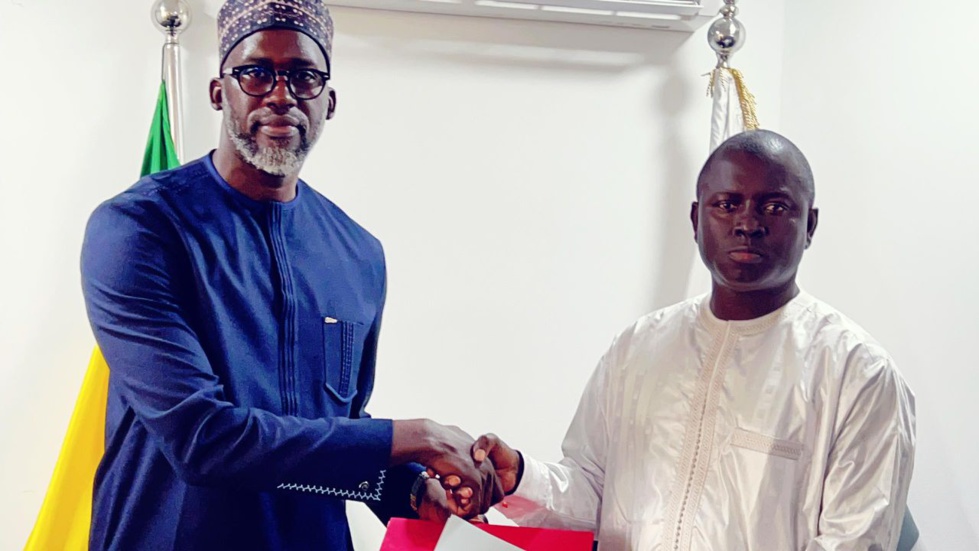 Photos : Cheikh Issa Sall a passé le témoin à Fadilou Keïta, nouveau DG de la CDC